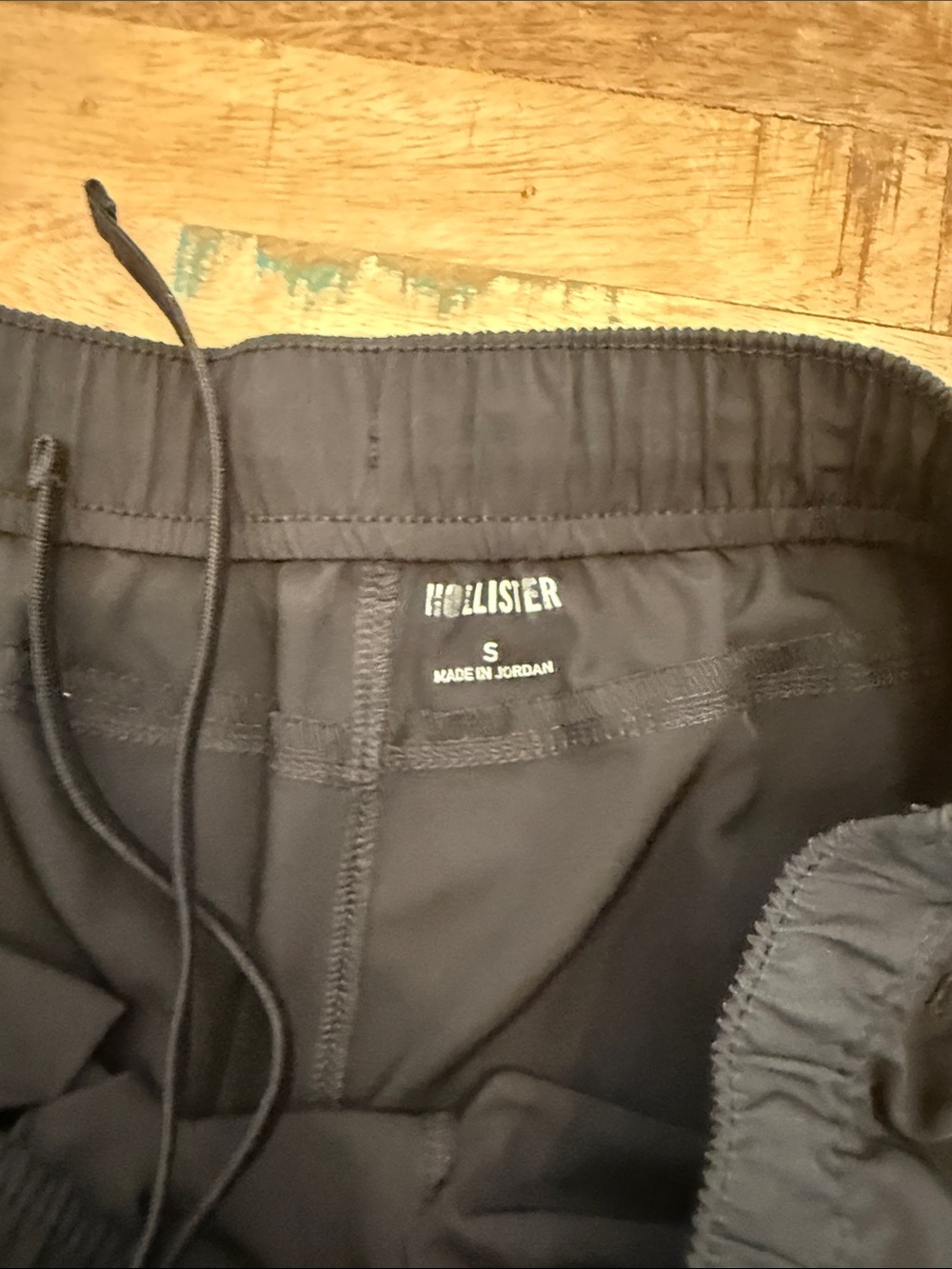 Hollister Black Drawstring Waist Shorts - Picture 2 of 3